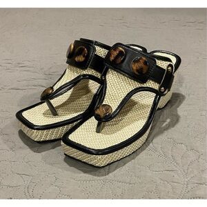 Women’s Tweed Like Cream and Black Wedge Chunk Shoe Sandal 8.5/9